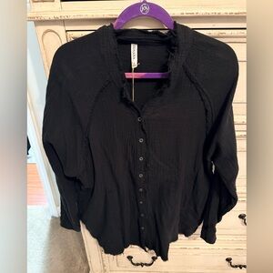 Zenana cotton gauze button down top